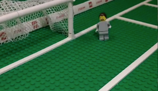 Illustration for article titled Nothing Is Sadder Than Lego JĂșlio CĂ©sar Getting Bombarded With Goals